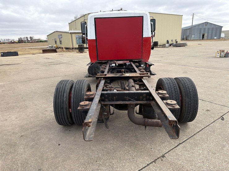 2014-international-4000-image-5