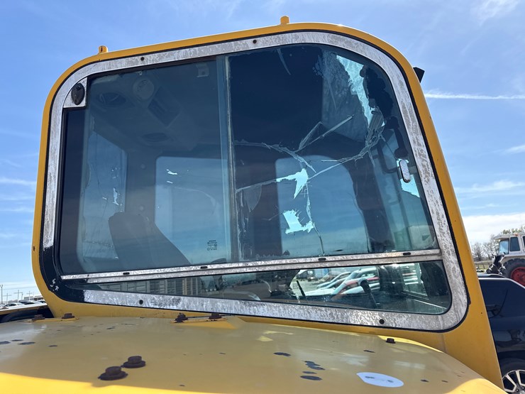 volvo-ecr88-image-32