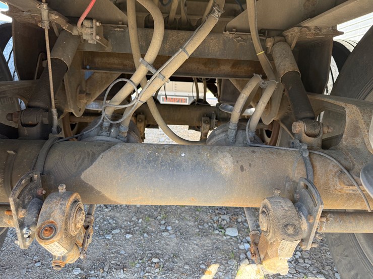 2015-timpte-hopper-bottom-image-12