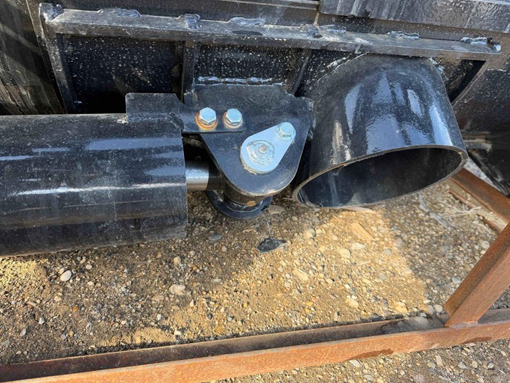 skid-steer-cement-mixer-image-14