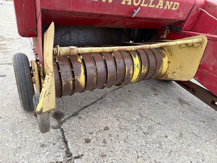 new-holland-271-image-11