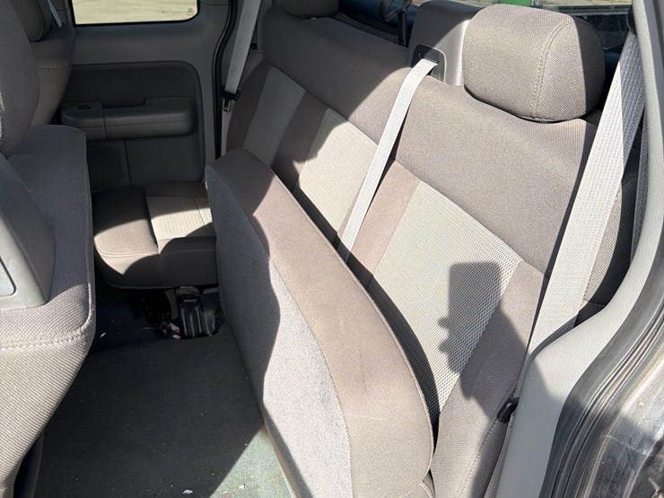 2004-ford-f150-image-37