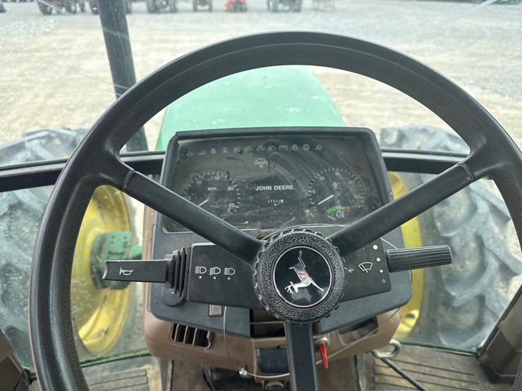 john-deere-6410-image-39