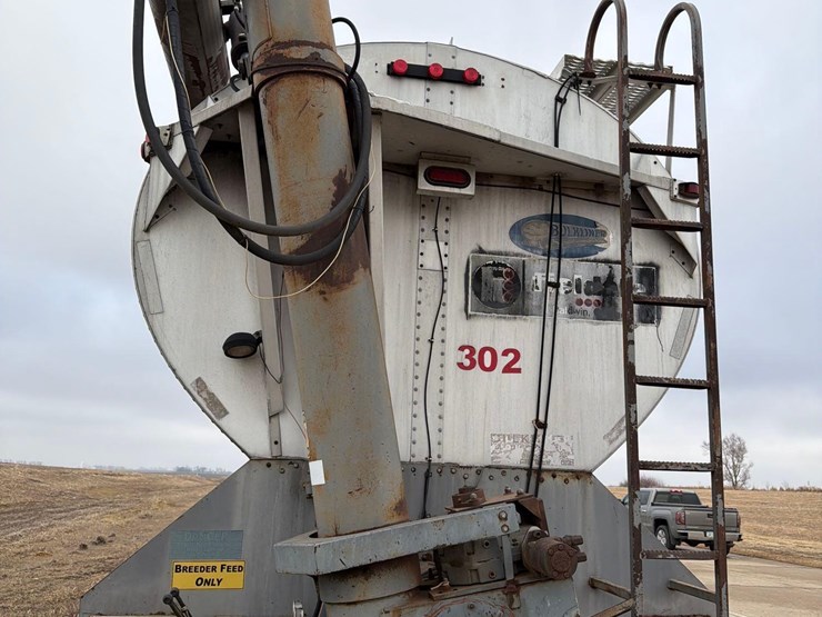 1999-bulkliner-36ft-semi-feed-trailer-image-28