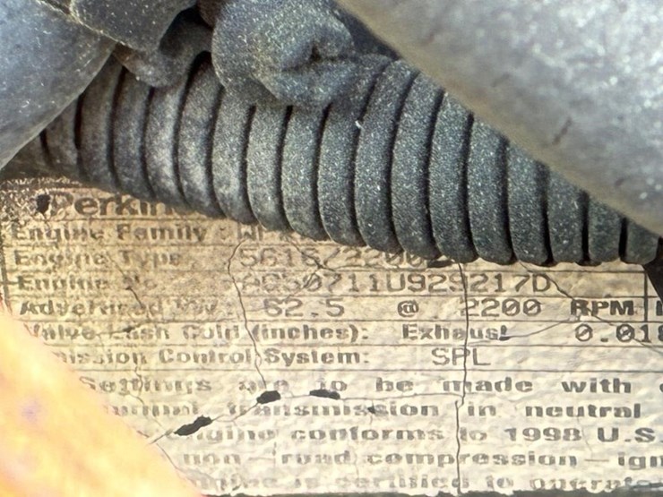 1998-case-cx80-image-35