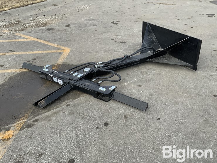 2025-massey-ferguson-730-image-1