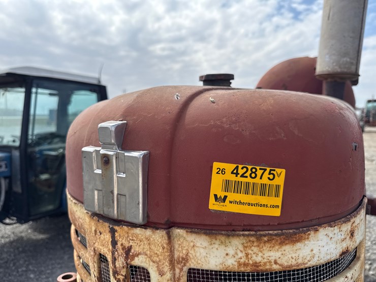#75-•-mccormick-farmall-450-tractor-933-inv#-42875-image-27