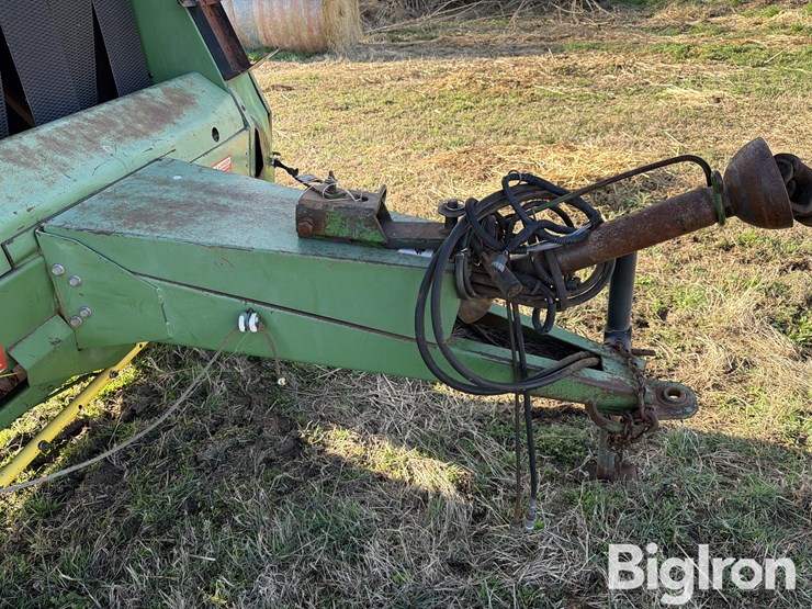 john-deere-530-image-12