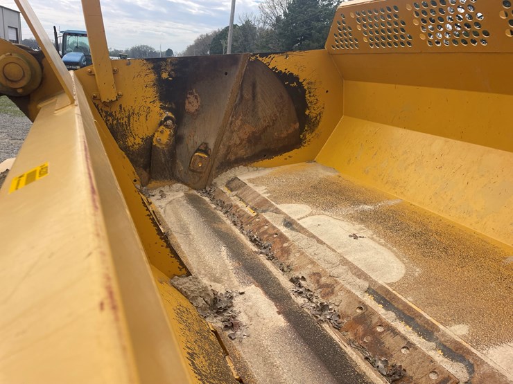 deere-1812c-image-10