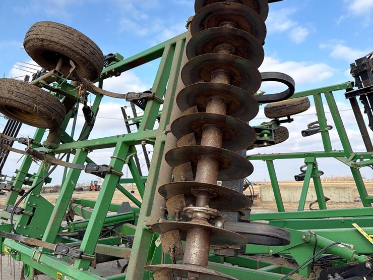 john-deere-726-image-22