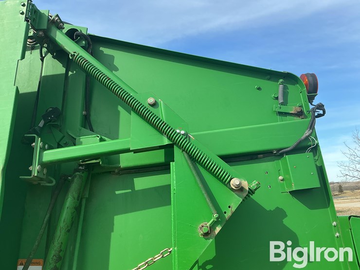 john-deere-535-image-11