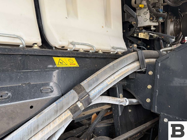 2020-case-ih-8250-image-39