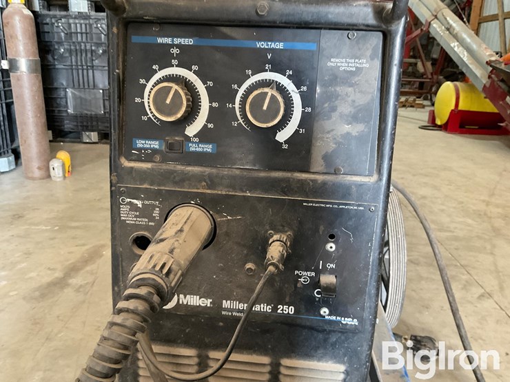 miller-millermatic-250-electric-wire-welder-image-10