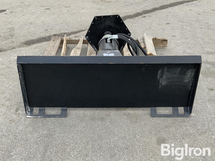 2025-massey-ferguson-730-image-6