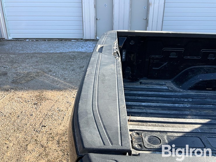 2020-chevrolet-silverado-2500hd-image-12