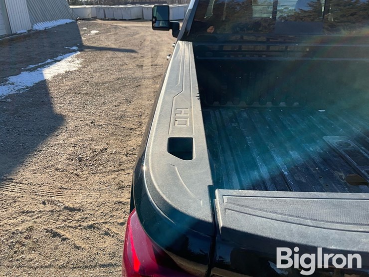 2020-chevrolet-silverado-2500hd-image-10