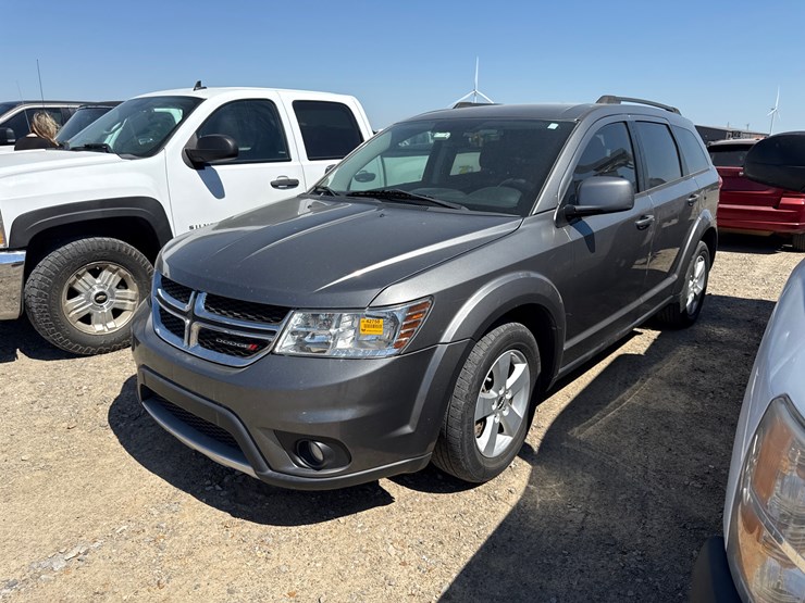 2012-dodge-journey-image-1