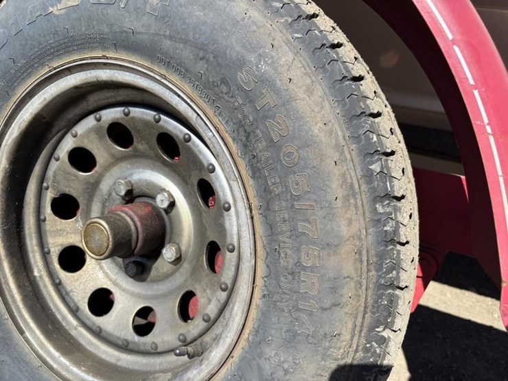 2000-unknown-trailer-image-62