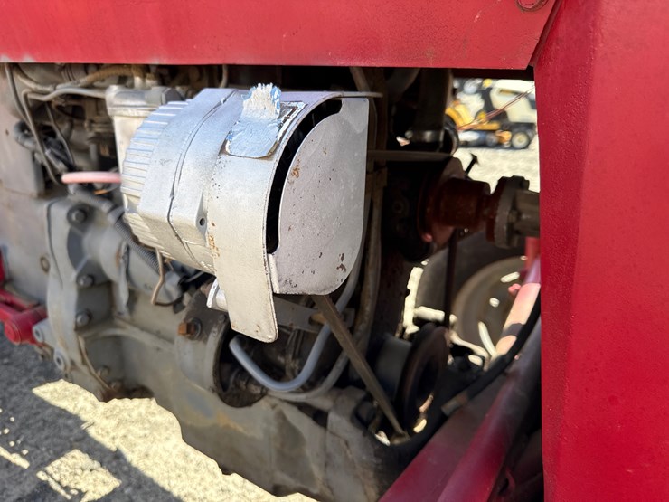 massey-ferguson-230-image-22