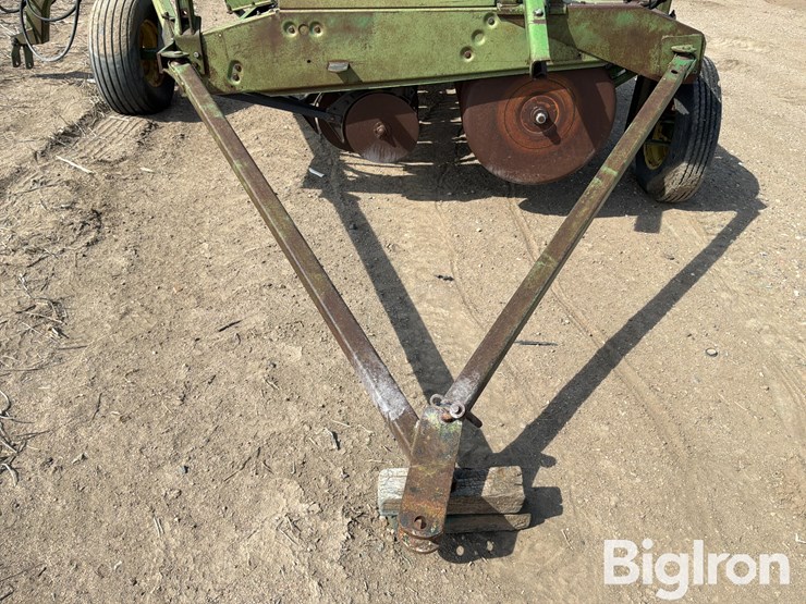 john-deere-9300-image-9