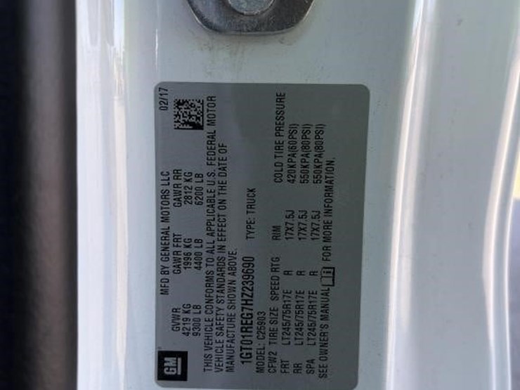 2017-gmc-sierra-2500hd-image-21