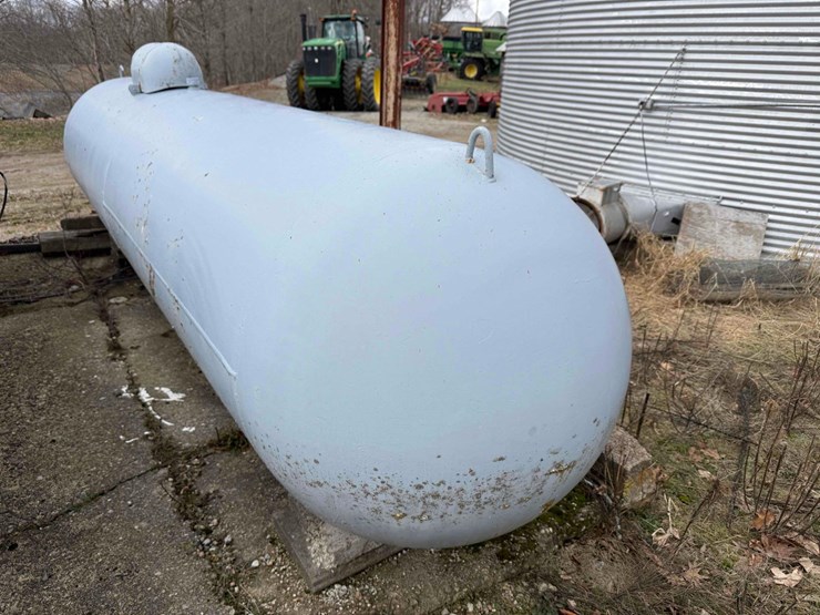 propane-tank-1000-gal-image-5