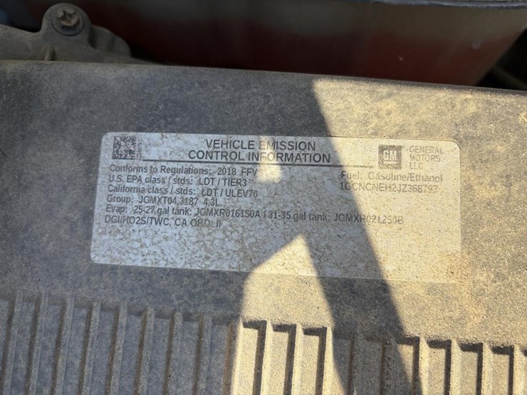 2018-chevrolet-1500-image-22