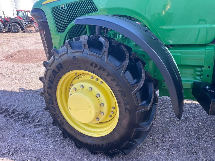 2004-john-deere-8120-image-15
