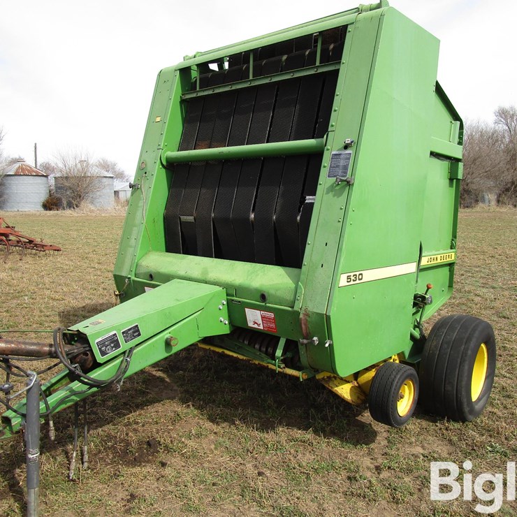 JOHN DEERE 530