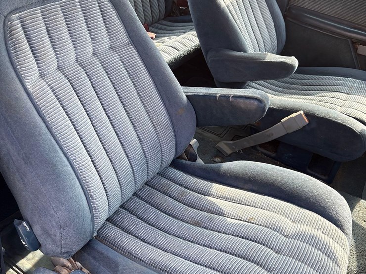 1994-chevrolet-silverado-1500-image-53