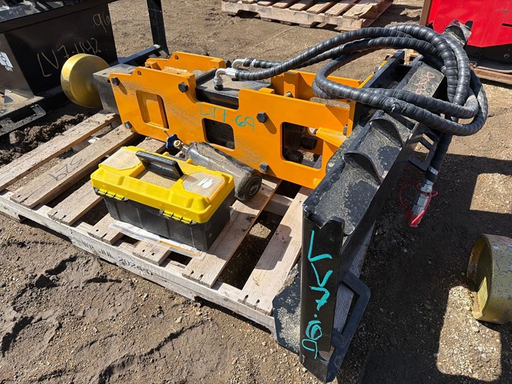 giyi-post-pounder-image-5