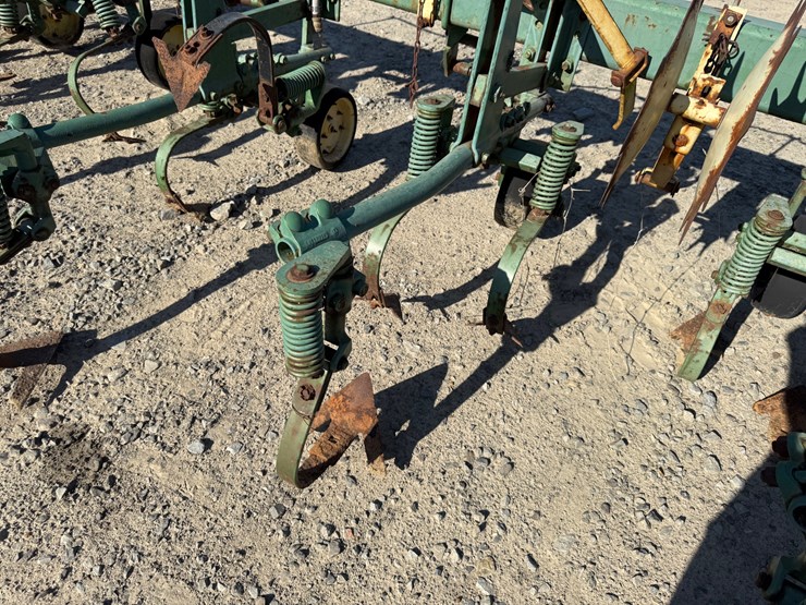 john-deere-31-image-17