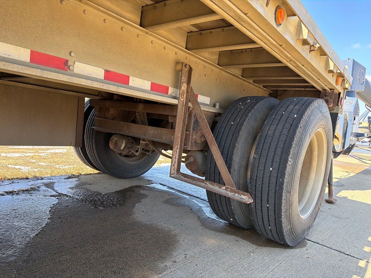 2003-chaparrel-102”-x-48ft-semi-flatbed-trailer-image-9