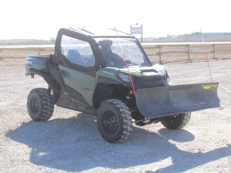#1079-•-2022-can-am-commander-1000-with-cab-image-3