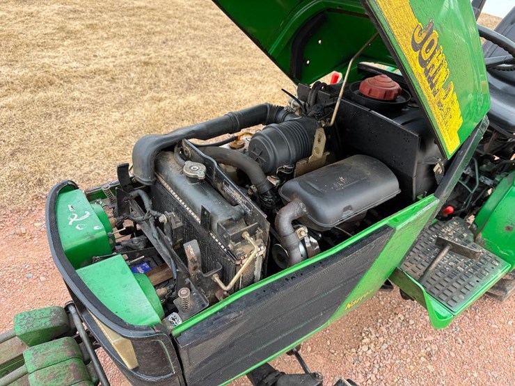 john-deere-4100-image-27