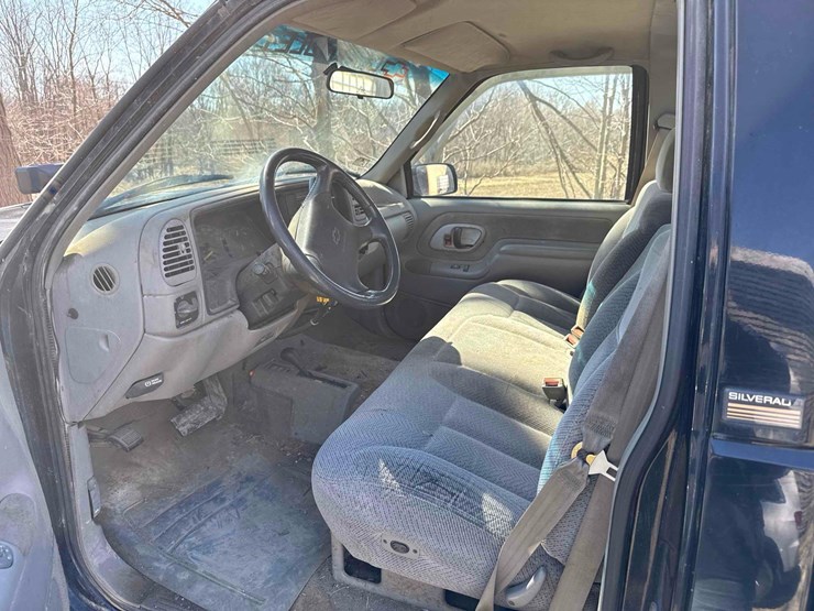 1995-gmc-1500-image-17