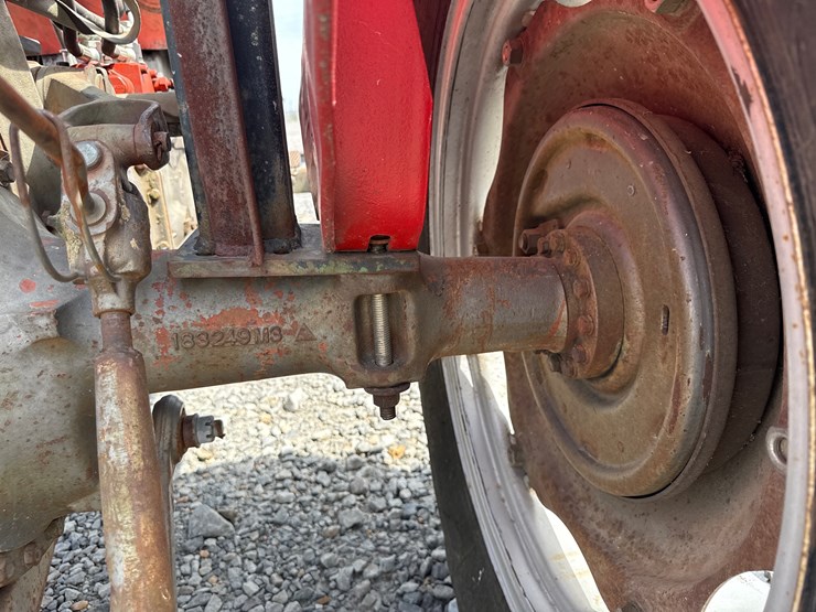 massey-ferguson-245-image-9