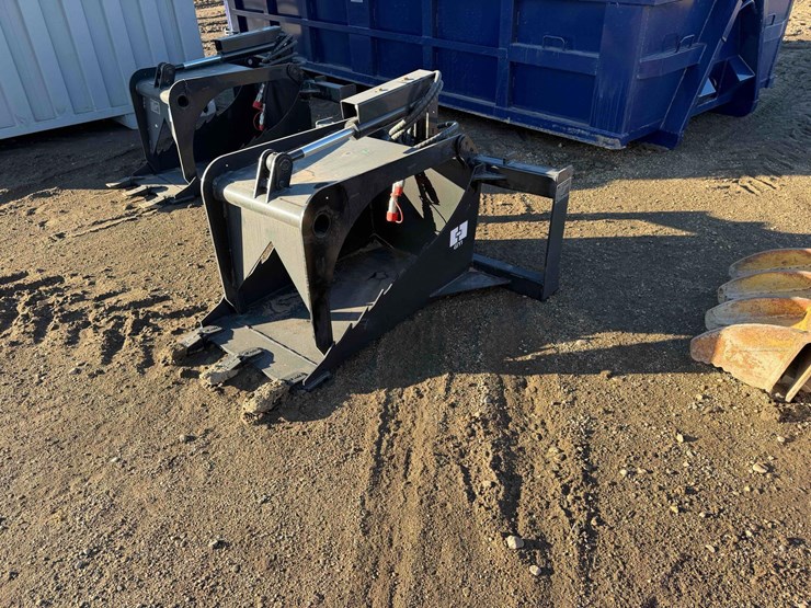 2025-stump-grab-bucket-image-1