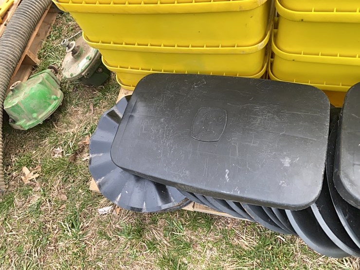 john-deere-14-image-6