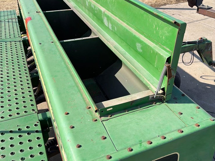 john-deere-750-image-50