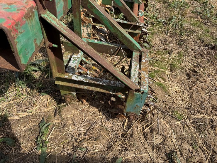 john-deere-12-image-42