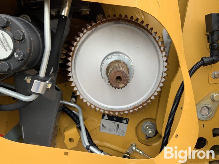 2014-caterpillar-c13-image-17