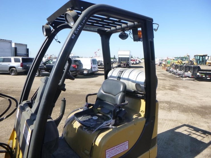 yale-glc30-forklift-image-15