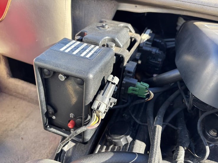 2000-unknown-trailer-image-43