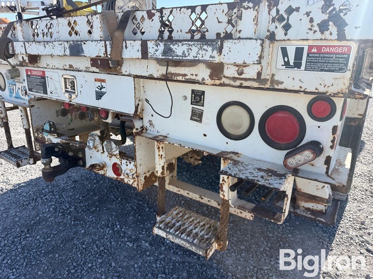 2008-international-7400-image-18