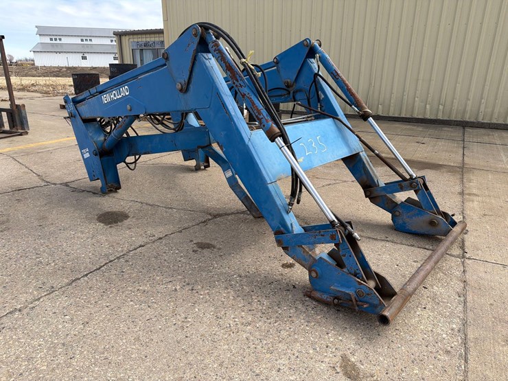 new-holland-7514-image-1