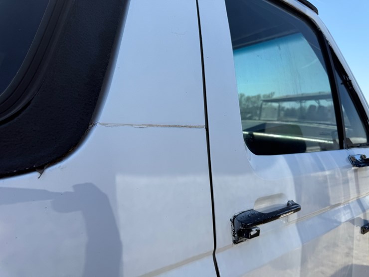 1988-ford-bronco-image-18