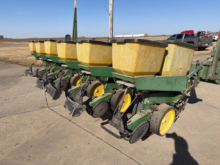 john-deere-7000-image-4