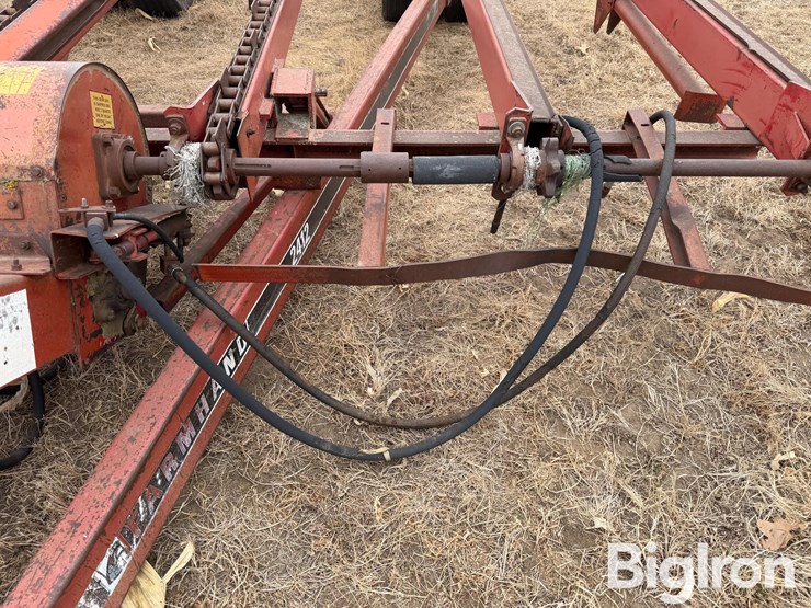 farmhand-8-bale-image-10