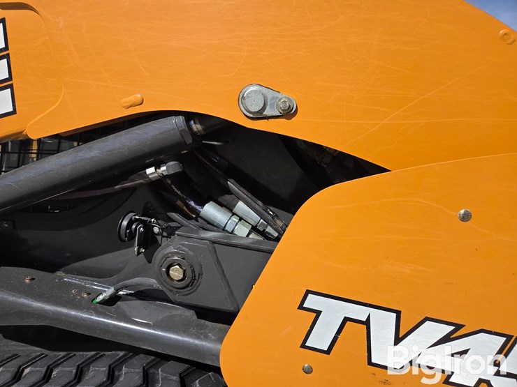 2020-case-tv450b-image-10